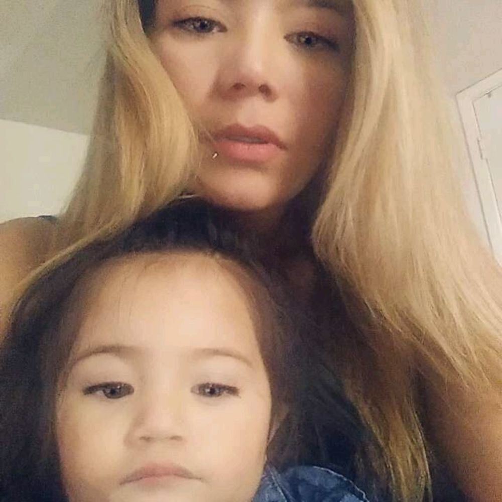 Meet your Posher, Leslie